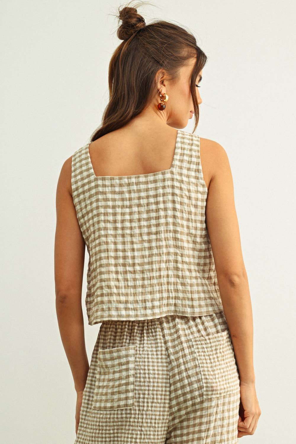 T6550ST GINGHAM SQUARE NECK SLEEVELESS TOP
