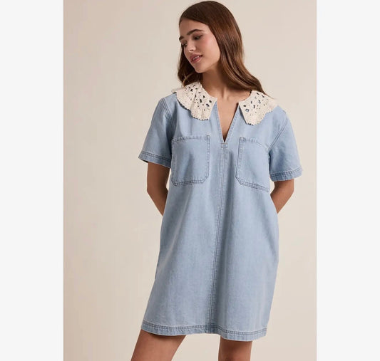 Diana’s Collared Denim