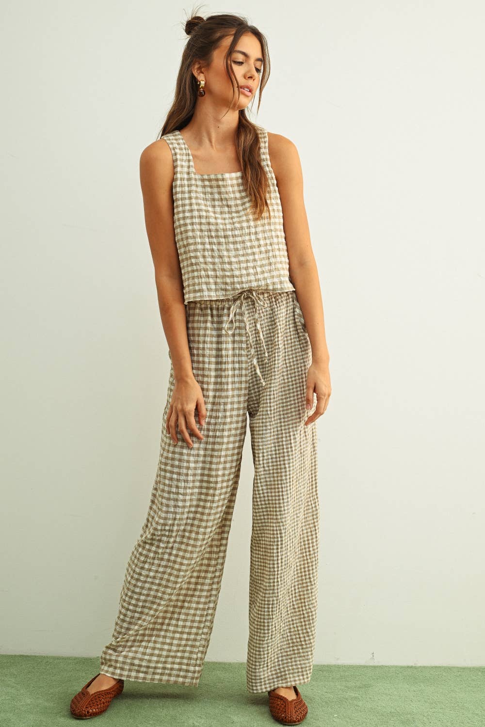 T6550ST   GINGHAM SQUARE NECK SLEEVELESS TOP